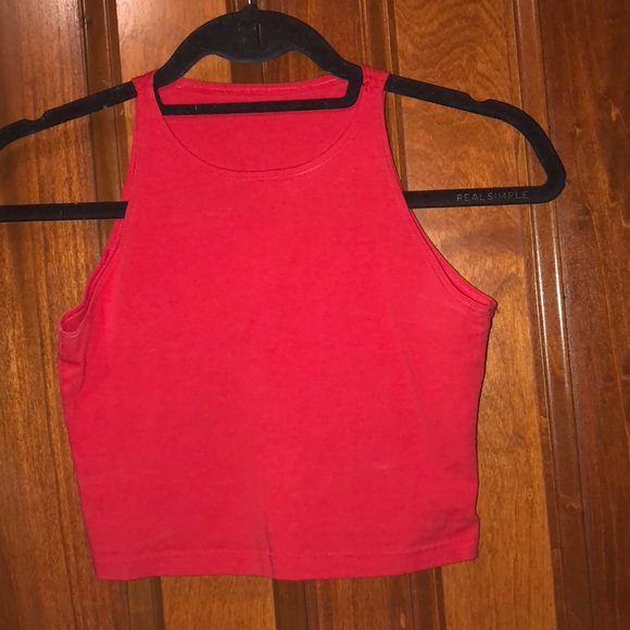 Red crop top - Picture 2 of 3